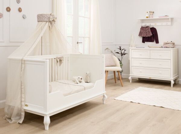 Juliette 2 piece nursery furniture set with bench bed Off White