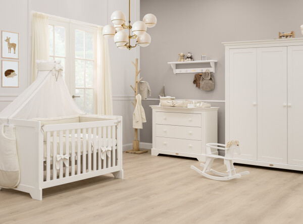 Oliver 3 piece nursery furniture set with bench bed Off White