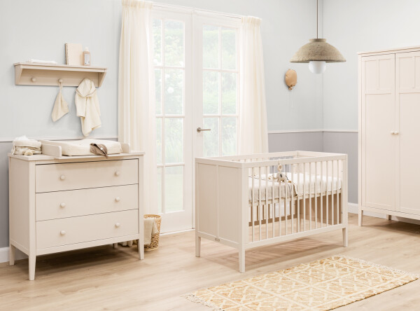 Binnenkijker: Trendy taupe keuken met warme houttinten - Tieleman Keukens Binnenkijker: Trendy taupe keuken met warme houttinten - Tieleman Keukens