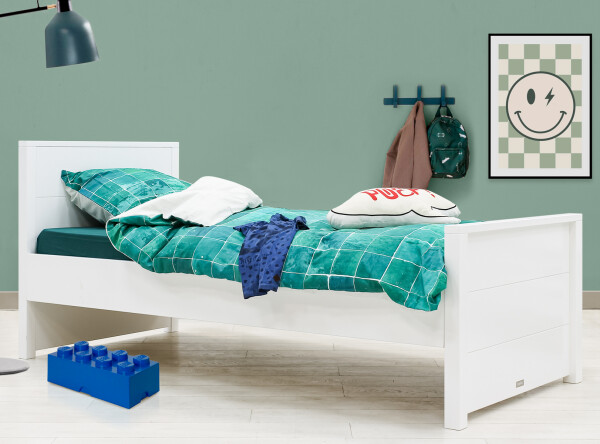 Bed 90x200 with high headend Bobby White