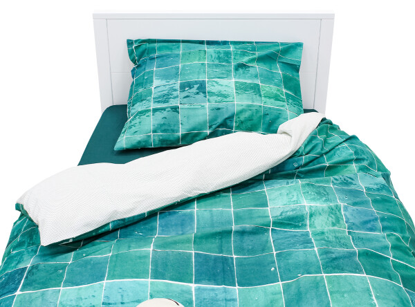 Bed 90x200 with high headend Bobby White