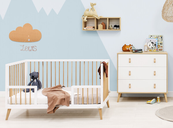 Jort 2 piece nursery furniture set with cot bed White/Natural