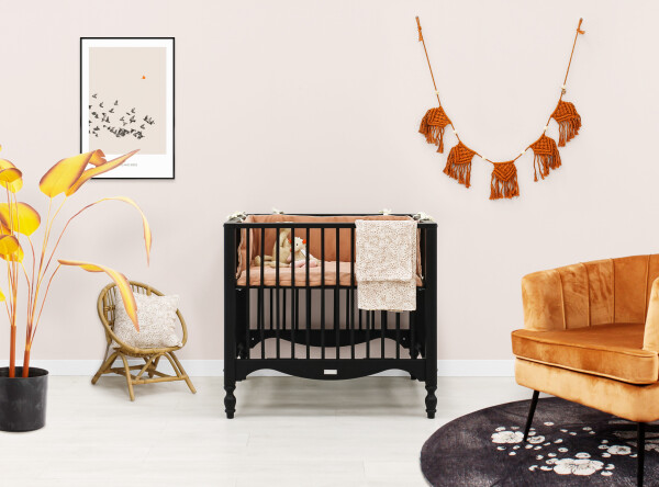Playpen Belle Matt Black
