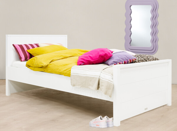 Bed 120x200 with high headend Bobby White
