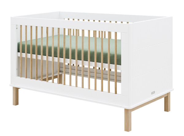 Mika 3 piece nursery furniture set with bench bed White/Oak