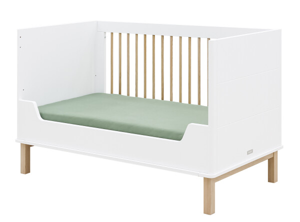 Mika 3 piece nursery furniture set with bench bed White/Oak
