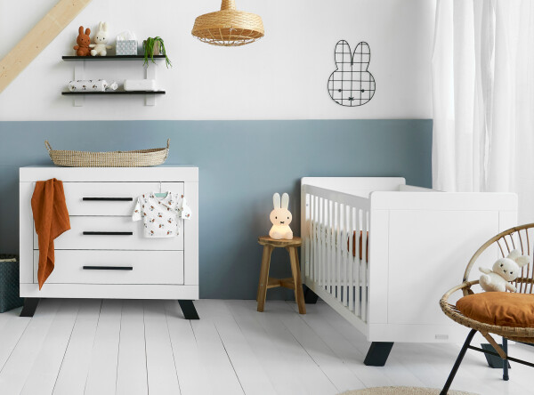 Juno 2-part nursery White/Black